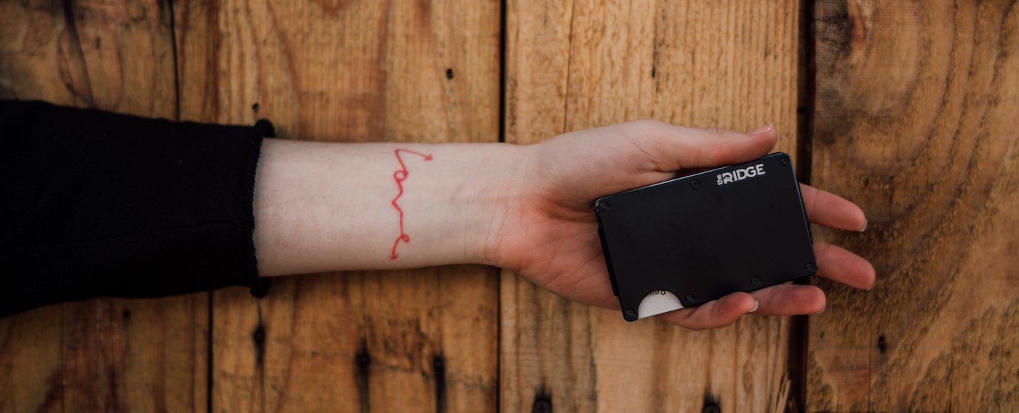 Why Ordinary Wallets are Bad for Your Spine